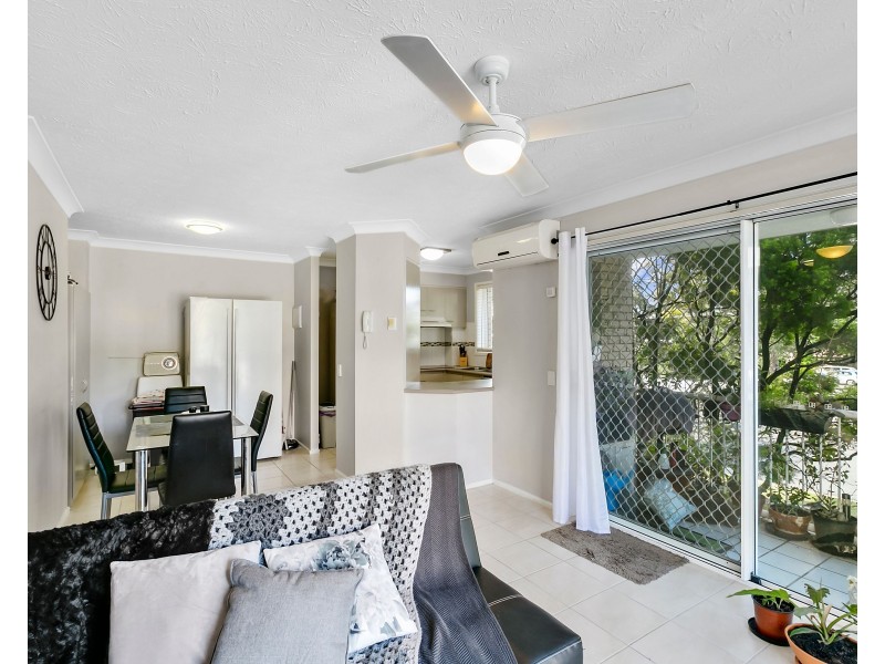 4/16 Whitby Street, Southport QLD 4215