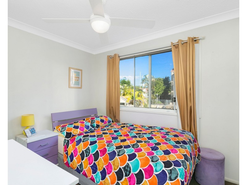 4/16 Whitby Street, Southport QLD 4215