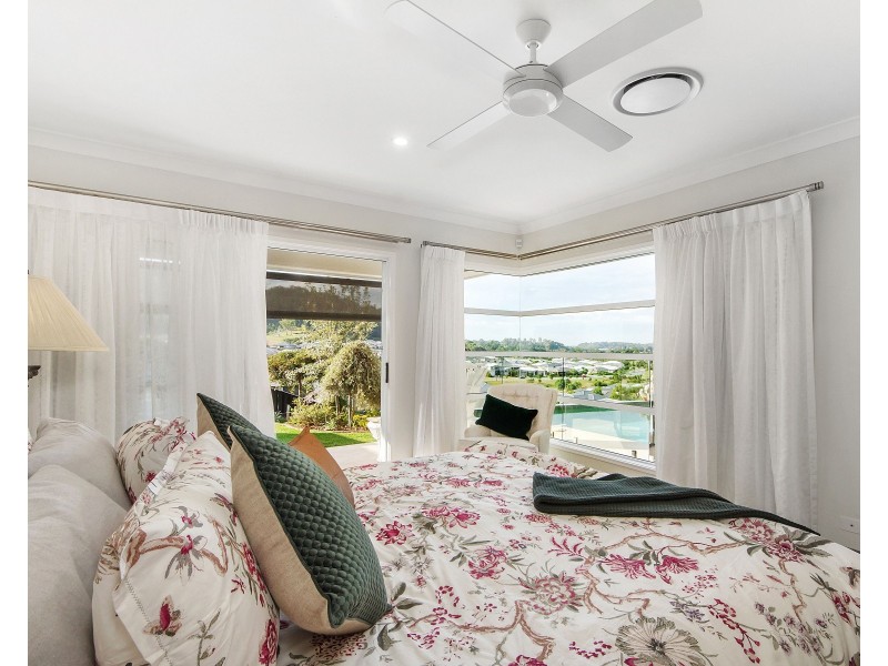 33 Northern Skies Terrace, Maudsland QLD 4210