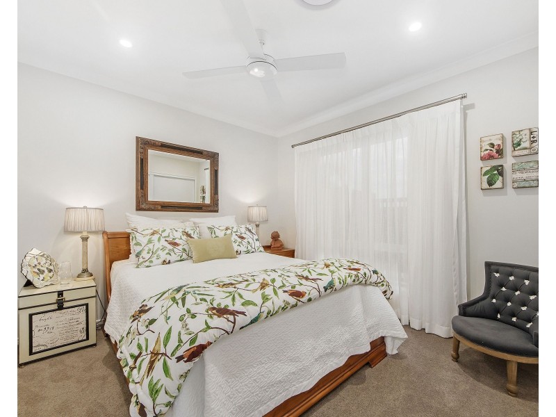 33 Northern Skies Terrace, Maudsland QLD 4210