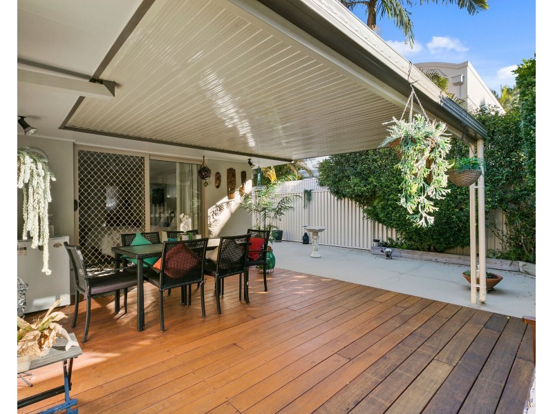 28/88 Cotlew Street East, Southport QLD 4215