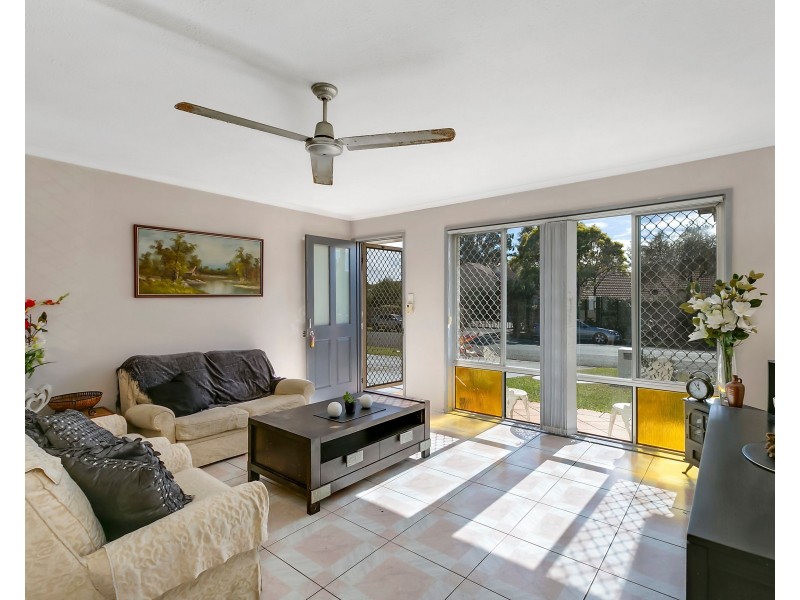 22 Blake Street, Southport QLD 4215