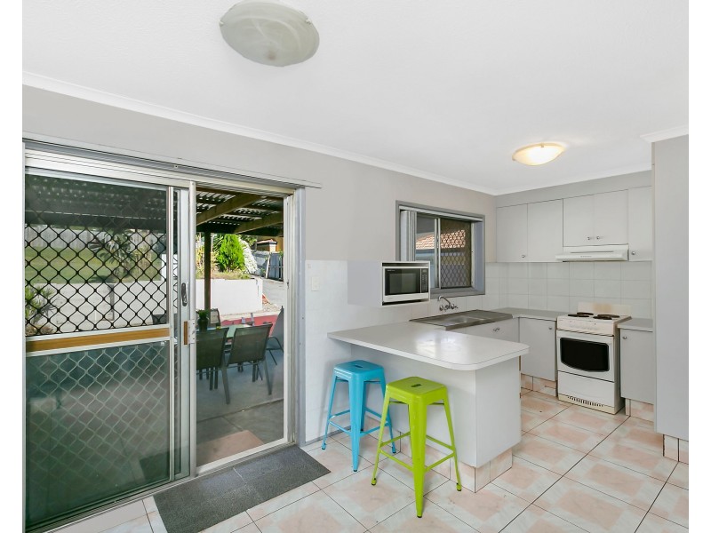 22 Blake Street, Southport QLD 4215