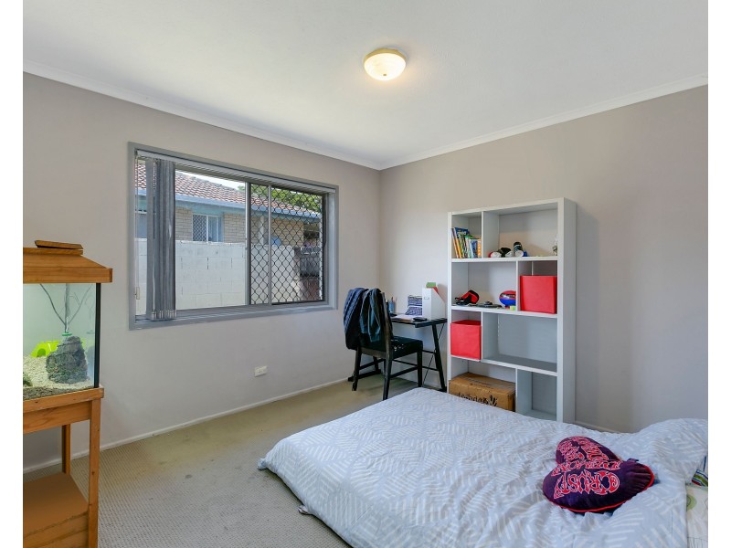 22 Blake Street, Southport QLD 4215