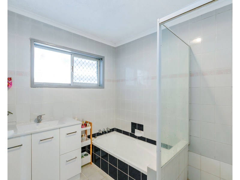 22 Blake Street, Southport QLD 4215