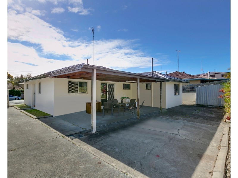 22 Blake Street, Southport QLD 4215