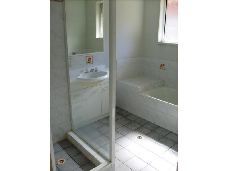 15 Fairweather Drive, Parkwood QLD 4214