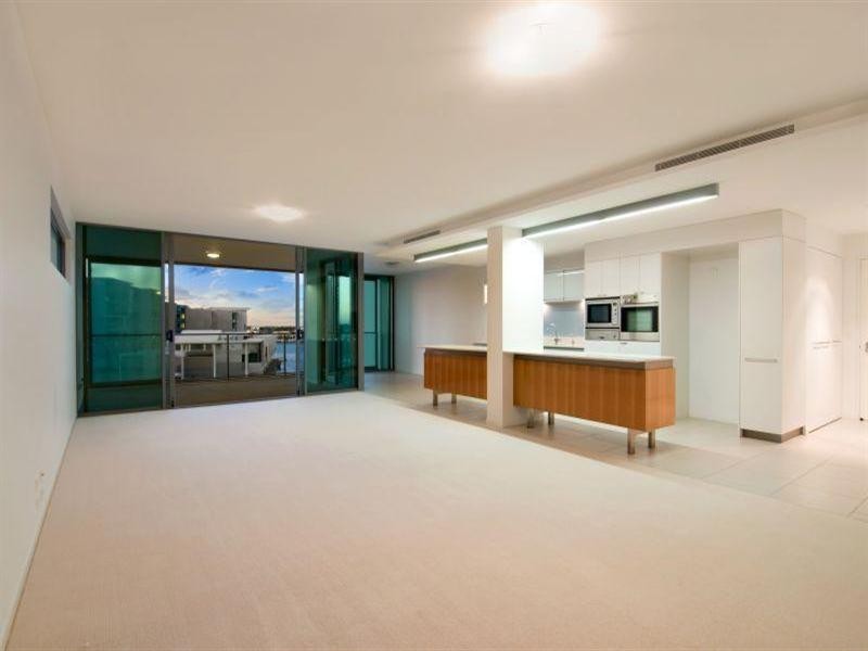 Paradise Point QLD 4216