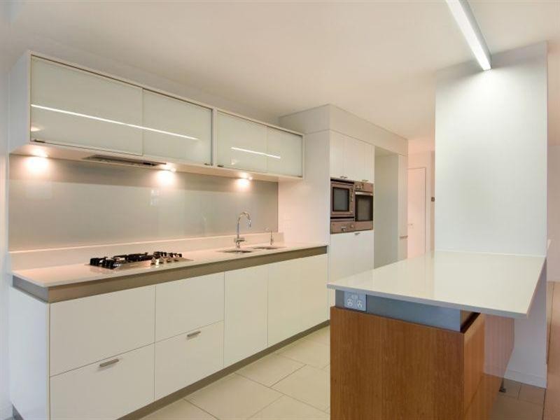 Paradise Point QLD 4216