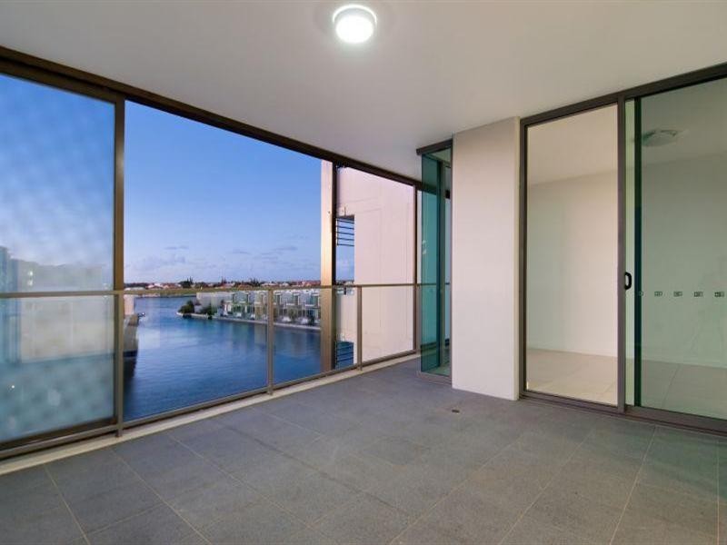 Paradise Point QLD 4216