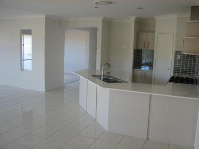 Hope Island QLD 4212
