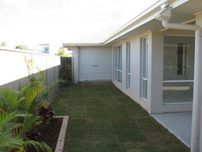 Hope Island QLD 4212