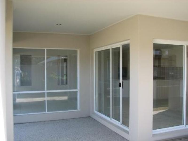 Hope Island QLD 4212
