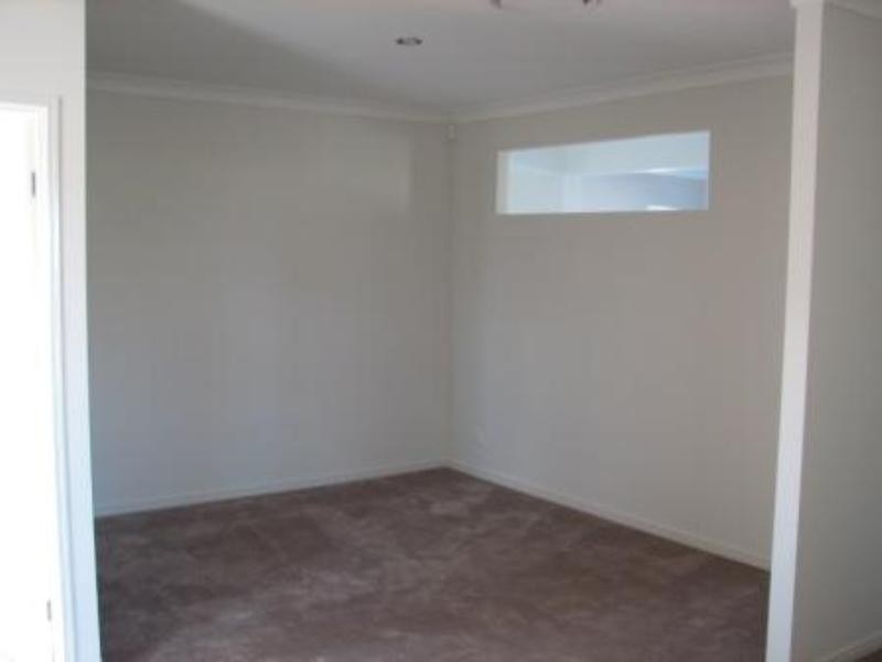 Hope Island QLD 4212