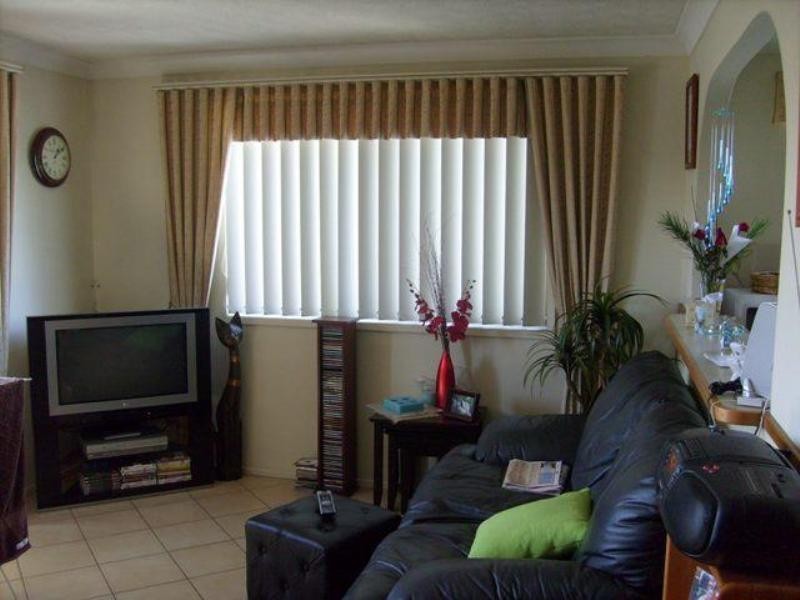 7 Omaroo. 14 Imperial Parade, Labrador QLD 4215