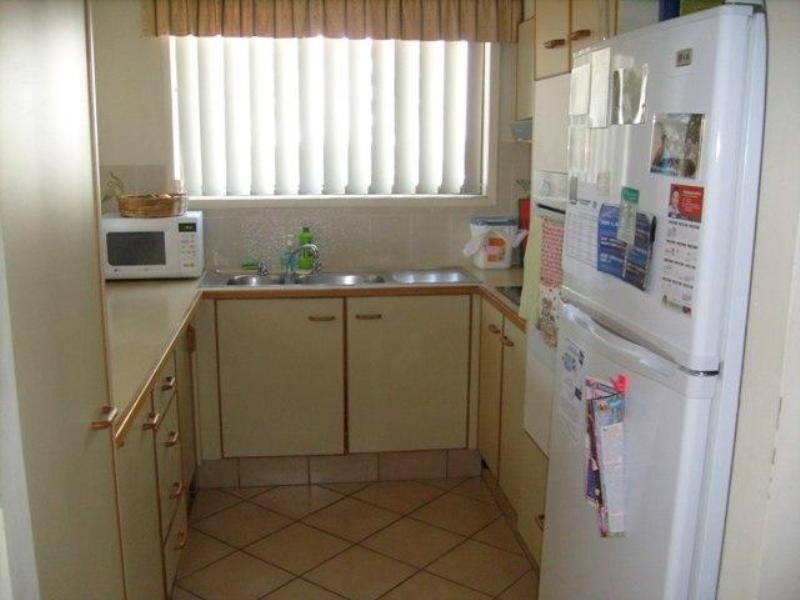 7 Omaroo. 14 Imperial Parade, Labrador QLD 4215