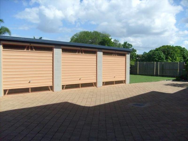 7 Omaroo. 14 Imperial Parade, Labrador QLD 4215