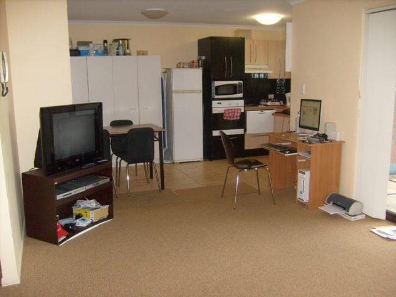 9 York 18, 18 Garden Street, Southport QLD 4215