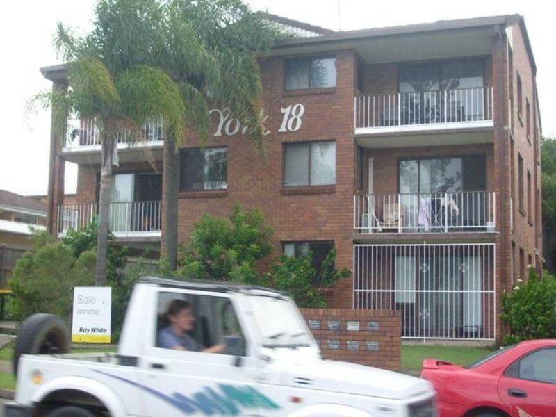 9 York 18, 18 Garden Street, Southport QLD 4215