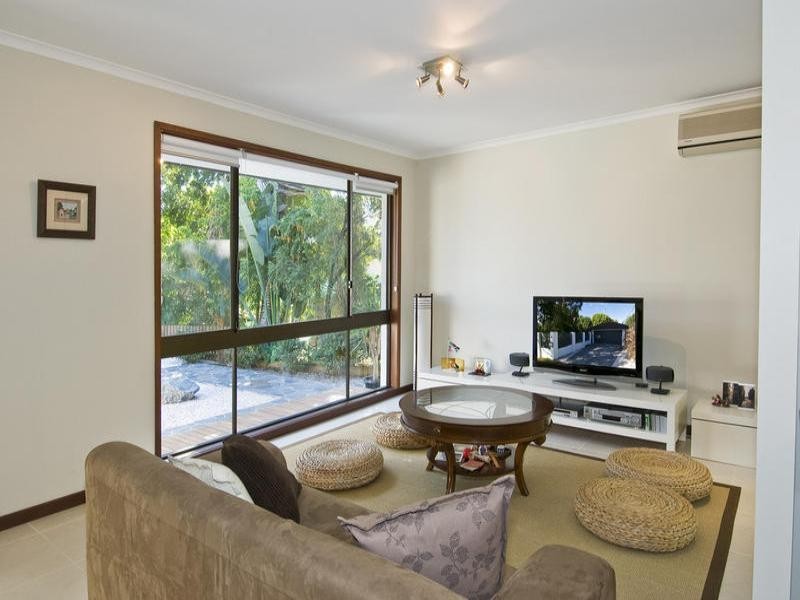 14 Eileen Avenue, Southport QLD 4215