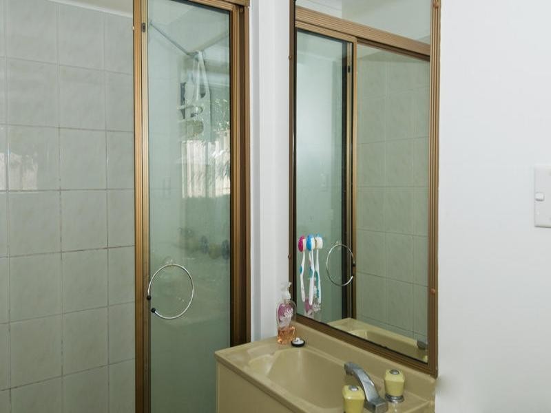 14 Eileen Avenue, Southport QLD 4215