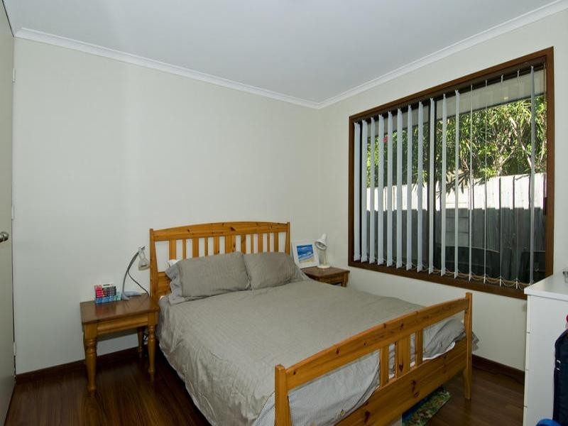 14 Eileen Avenue, Southport QLD 4215