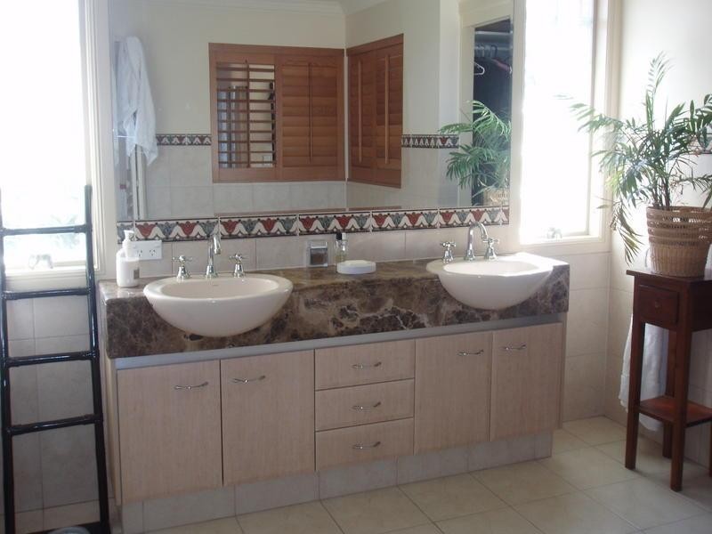 Varsity Lakes QLD 4227