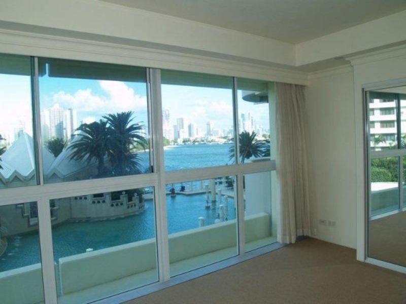 Southport QLD 4215