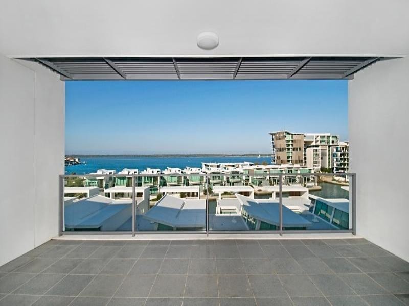 Paradise Point QLD 4216