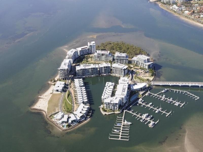 Paradise Point QLD 4216