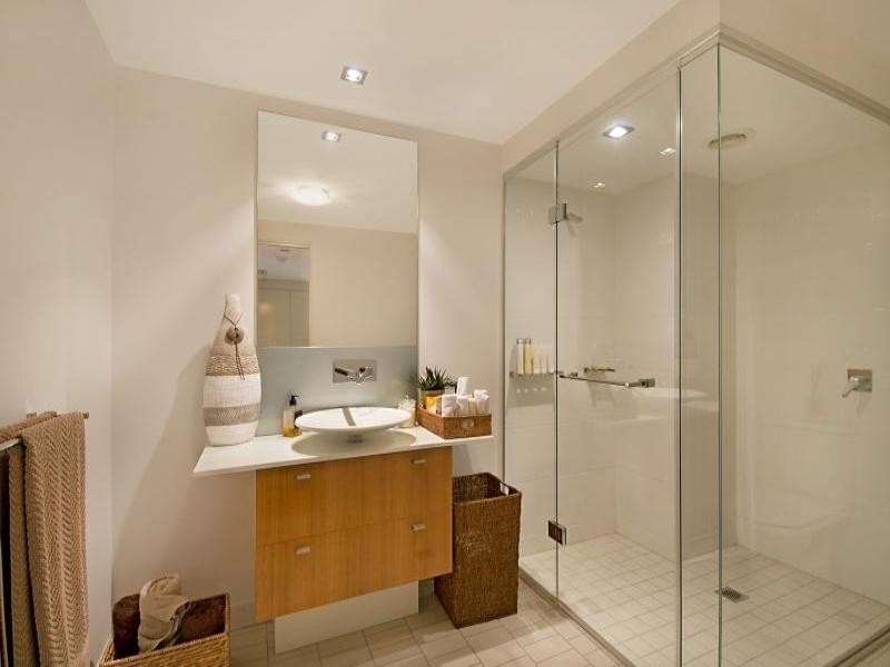 Paradise Point QLD 4216