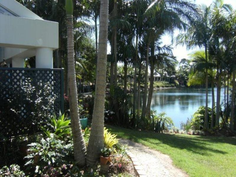 38 Cranston Villa 2, 125 Santa Cruz Boulevard, Clear Island Waters QLD 4226