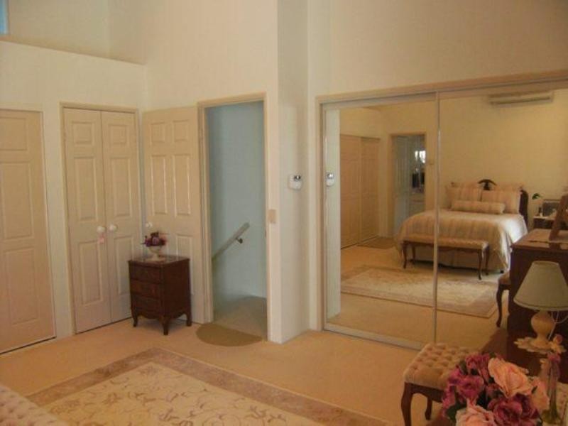 38 Cranston Villa 2, 125 Santa Cruz Boulevard, Clear Island Waters QLD 4226