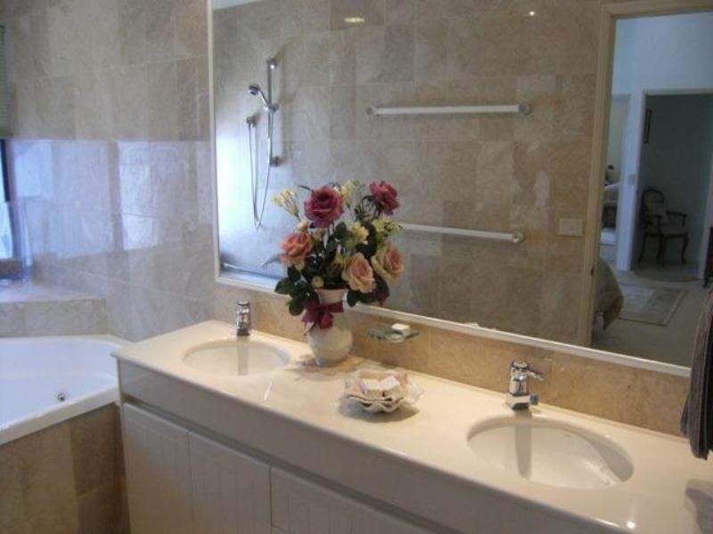 38 Cranston Villa 2, 125 Santa Cruz Boulevard, Clear Island Waters QLD 4226