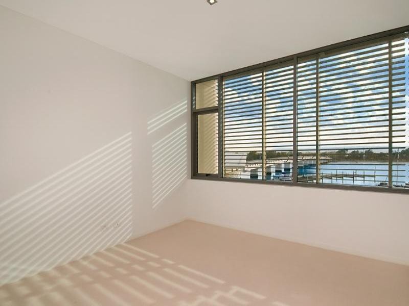 Paradise Point QLD 4216