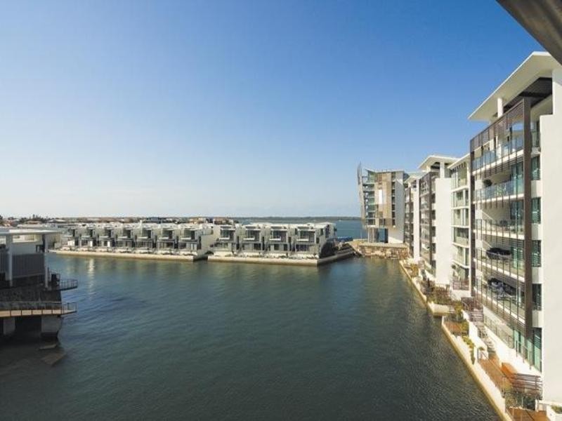 Paradise Point QLD 4216