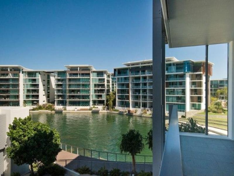 Paradise Point QLD 4216