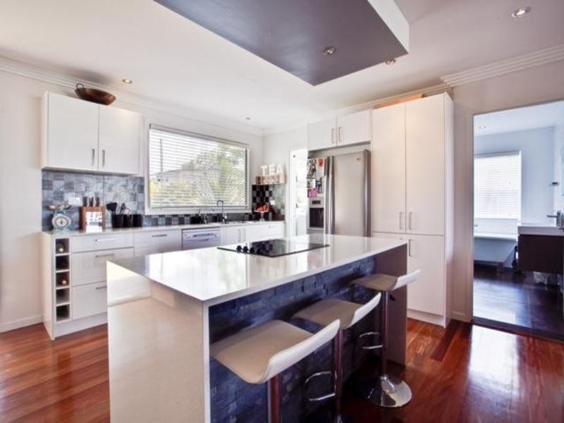 13 Palmer Drive, Labrador QLD 4215