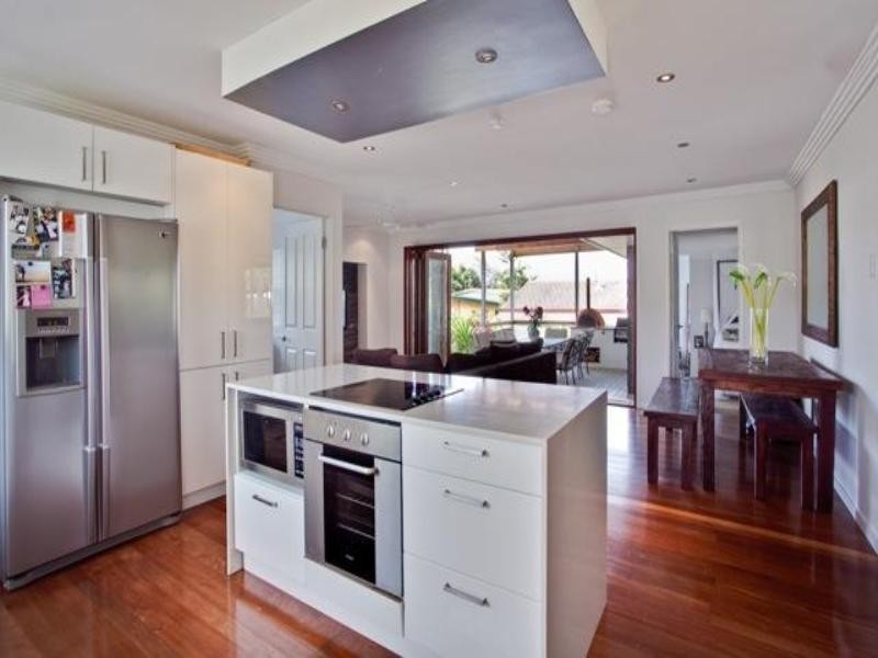 13 Palmer Drive, Labrador QLD 4215