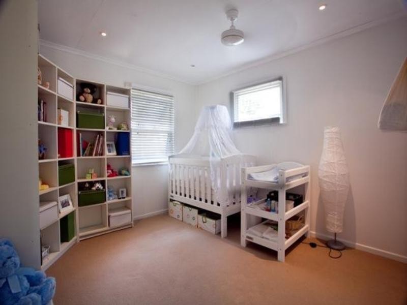 13 Palmer Drive, Labrador QLD 4215