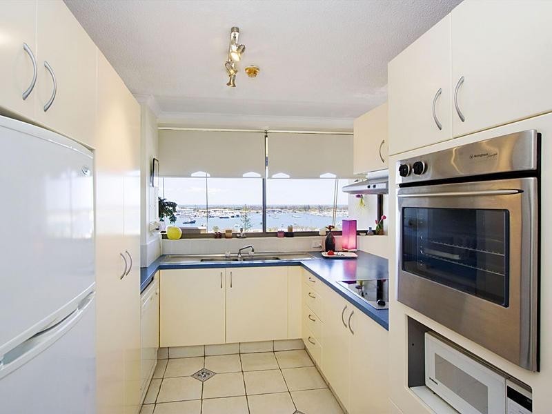 9F Huntington, 10 Marine Parade, Southport QLD 4215