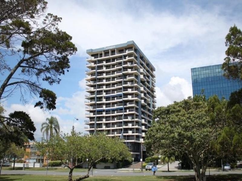 9F Huntington, 10 Marine Parade, Southport QLD 4215
