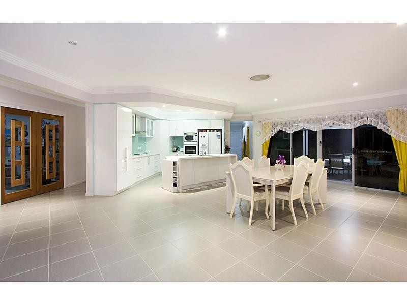 45 Helensvale Road, Helensvale QLD 4212