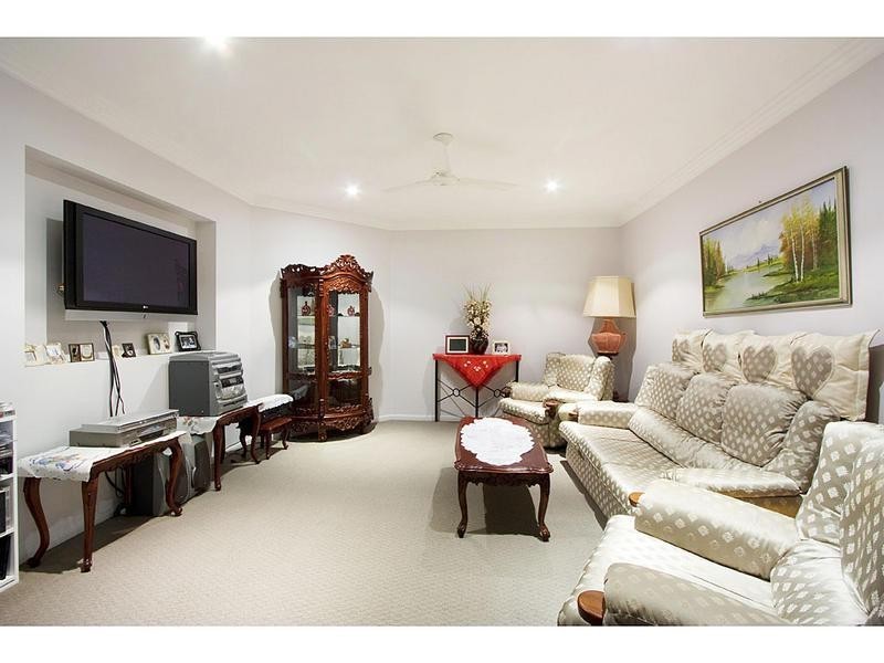 45 Helensvale Road, Helensvale QLD 4212