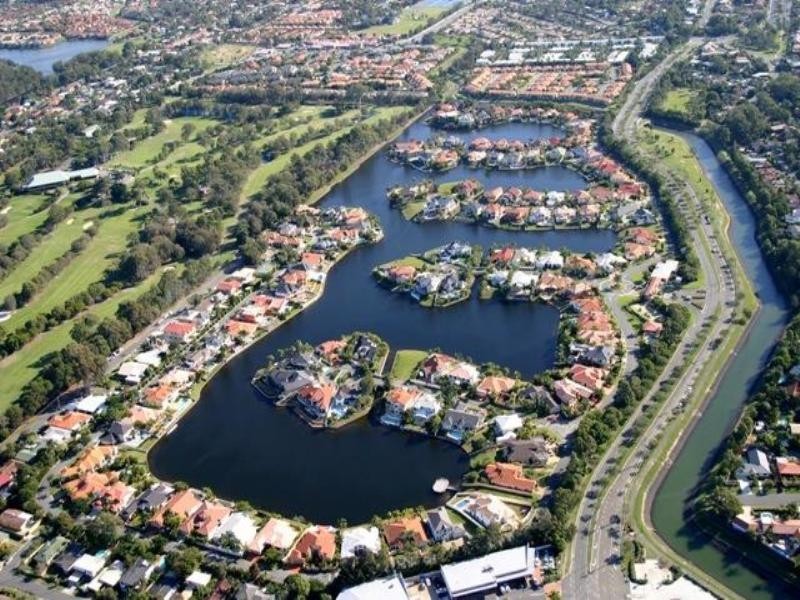 56 The Boulevarde Surfers Waters, 40 Cotlew Street Ea, Southport QLD 4215