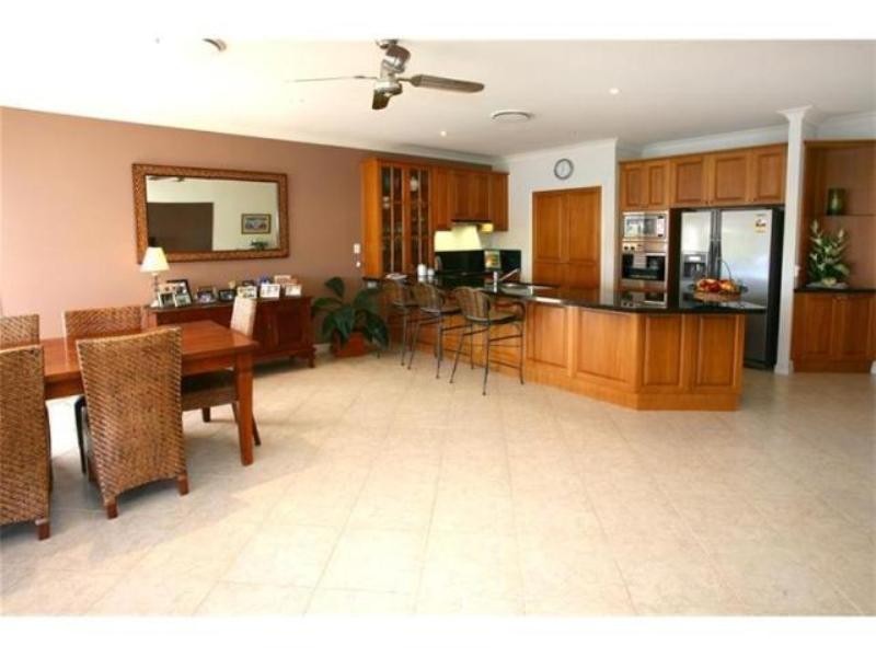 56 The Boulevarde Surfers Waters, 40 Cotlew Street Ea, Southport QLD 4215