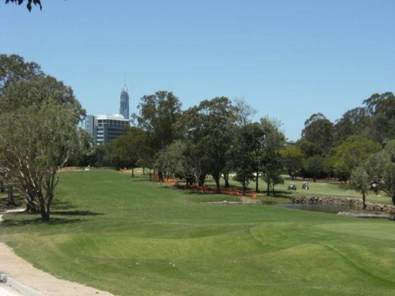 56 The Boulevarde Surfers Waters, 40 Cotlew Street Ea, Southport QLD 4215