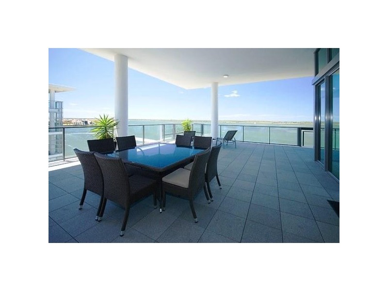 Paradise Point QLD 4216