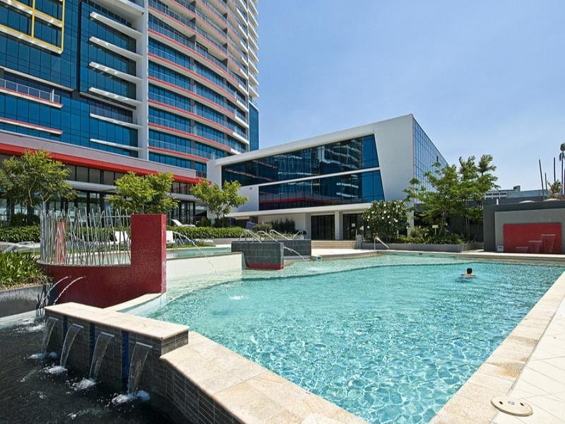 Southport QLD 4215