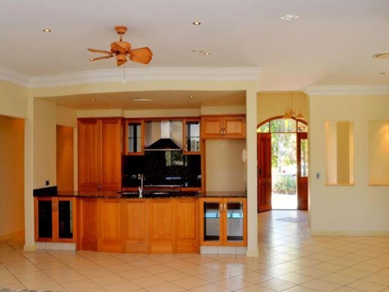 Hope Island QLD 4212